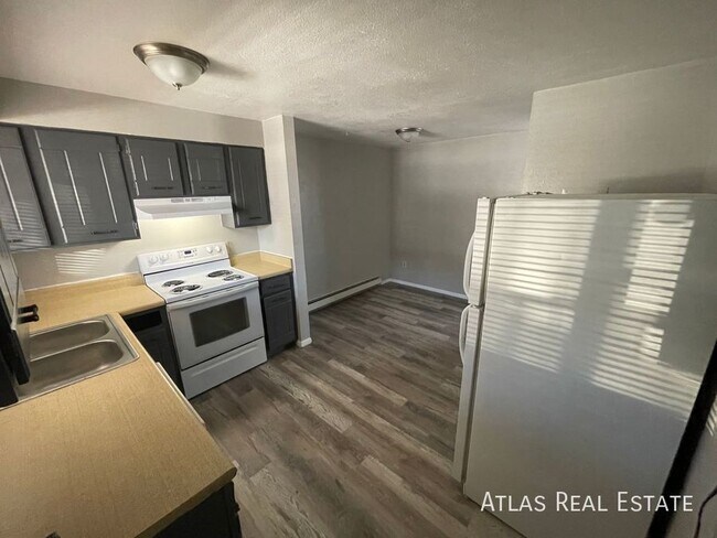 Photo - 2855 W Montebello-1 Apartment