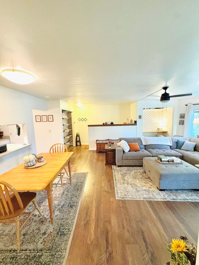 Foto del edificio - 11495 Armada Dr