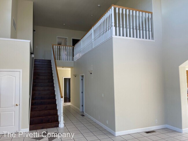 Foto del edificio - 5 br, 3 bath House - 1921 Calistoga Drive