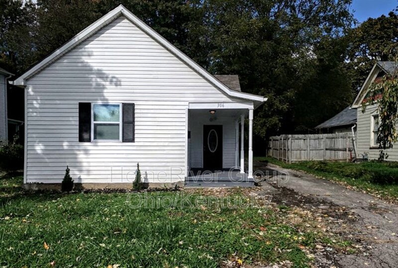 Primary Photo - 306 Central Ave