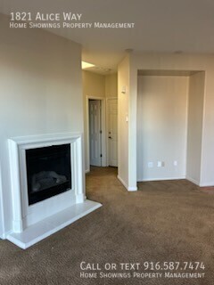 Building Photo - Heart Of Sacramento 3 Bedroom with communi...