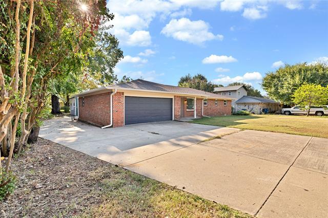 Foto del edificio - 211 Woodlawn Dr