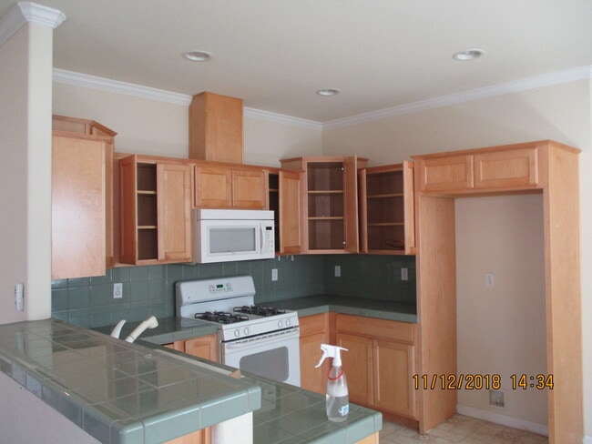 Foto del edificio - 1049 Aspen Grove Cir