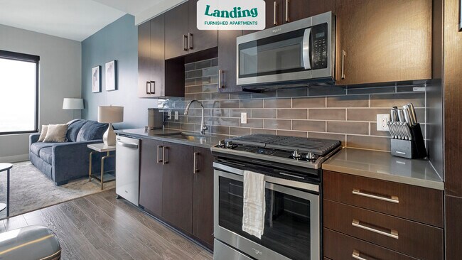 Building Photo - 3478 Lakeside Dr NE