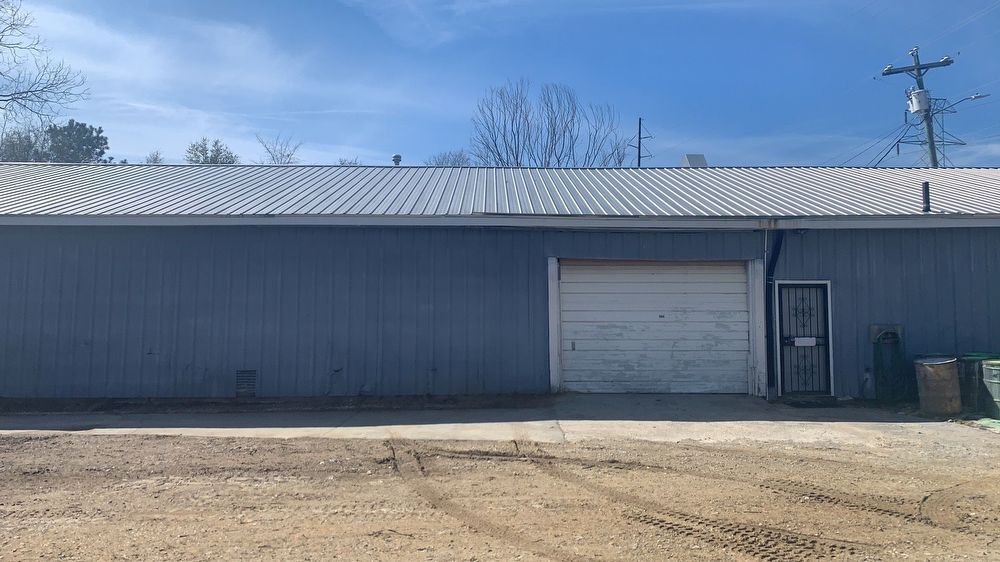 Building Photo - 164 Draughone Avenue