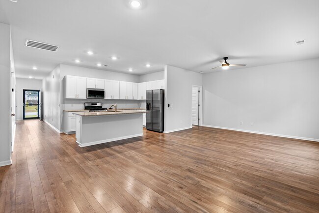 Foto del edificio - 301 Firewheel Ct