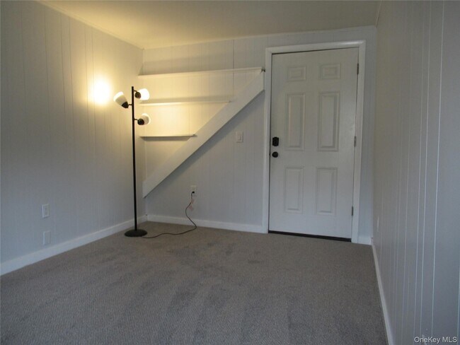 Foto del edificio - 300 Old Rte 55