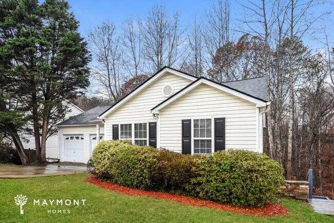 Foto del edificio - 329 Hillcrest Ln