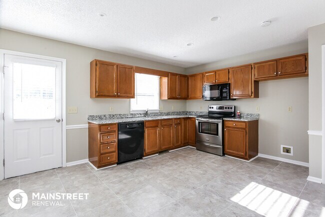 Building Photo - 3591 Robinwest Dr