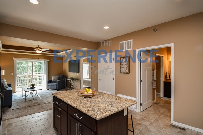 Foto del edificio - 7438 S Louise Ave