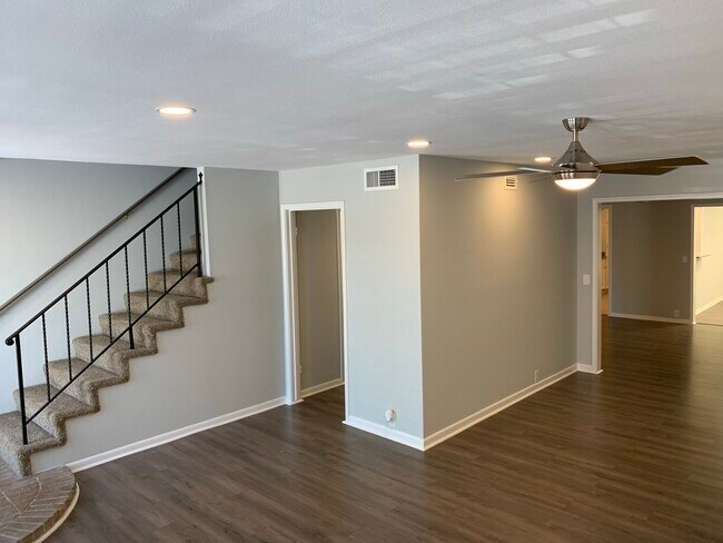 Foto del edificio - 82 Townhouse Ln
