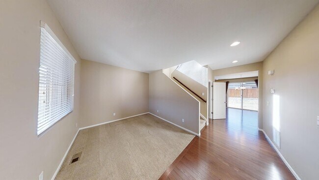 Foto del edificio - 9729 Fleece Flower Way