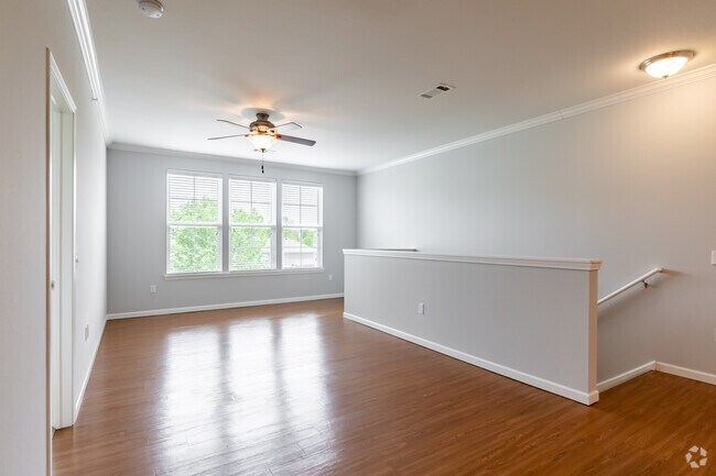 1BR, 1BA - Living - Enclave at 127th (Old Owner)