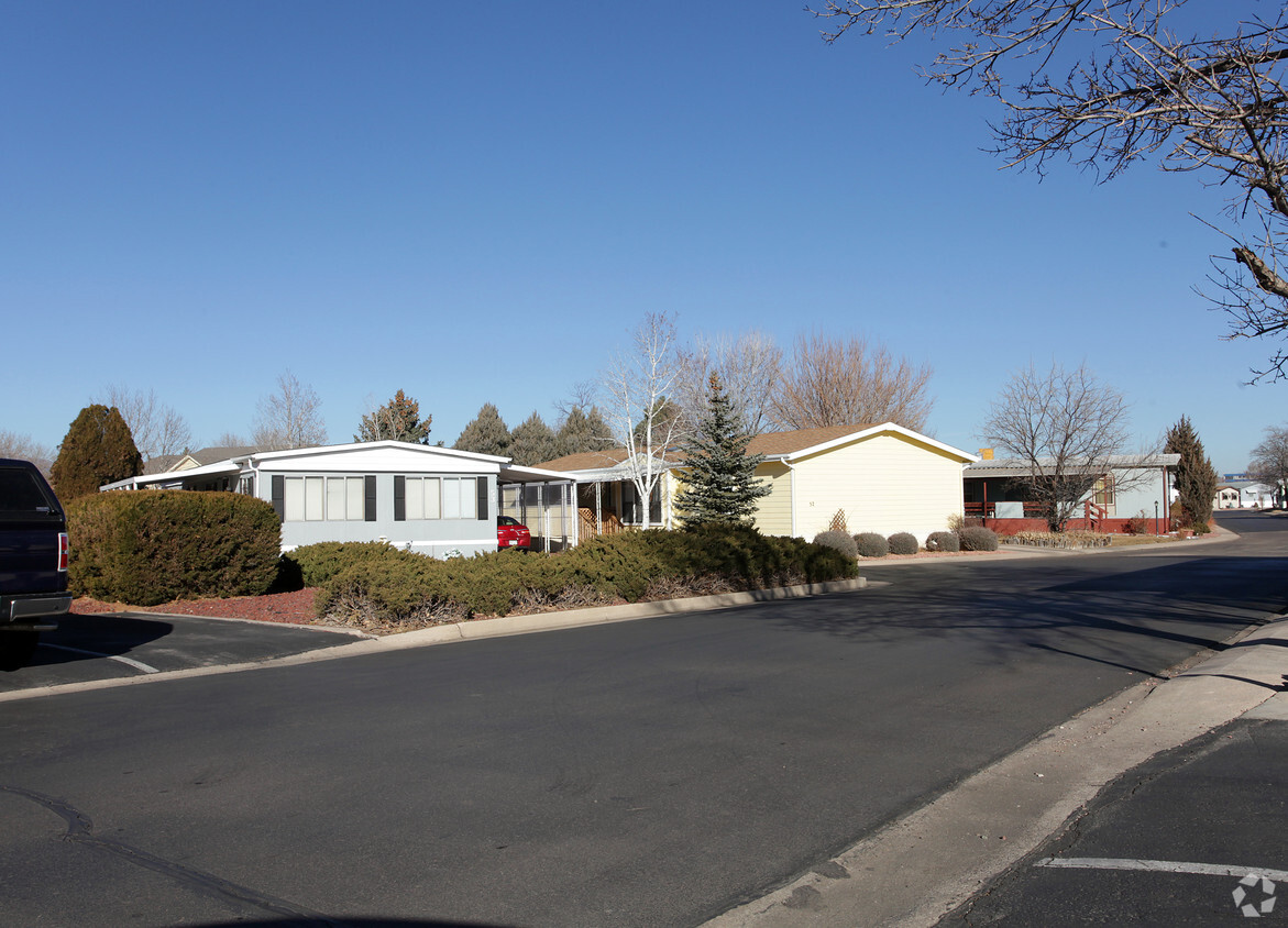Primary Photo - La Crest Mobile Home Estates