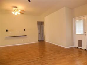 Foto del edificio - 21139 Kirkland Woods Dr