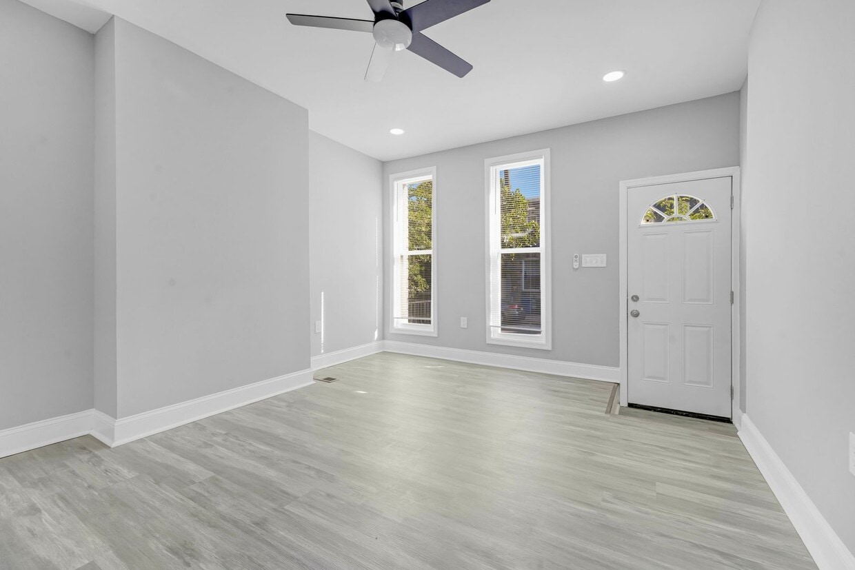 Primary Photo - Stunning Fully Renovated 3-Bedroom, 3-Bath...