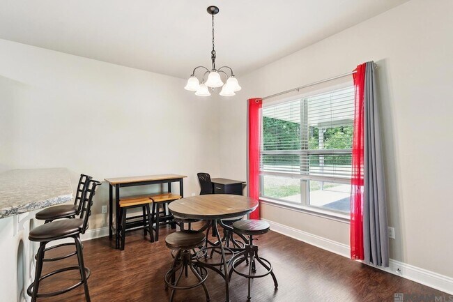 Building Photo - 21125 Beau Chateau Blvd