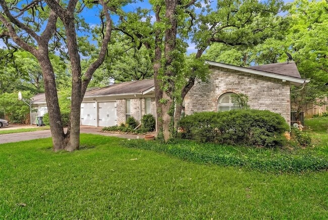 Building Photo - 2908 Nancy Cir