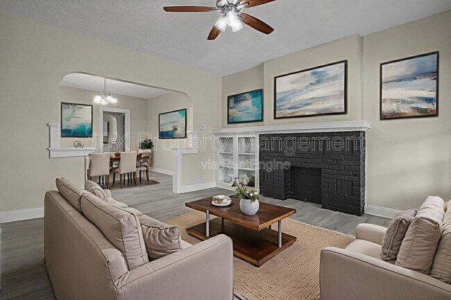 Foto del edificio - 1083 E 17th Ave