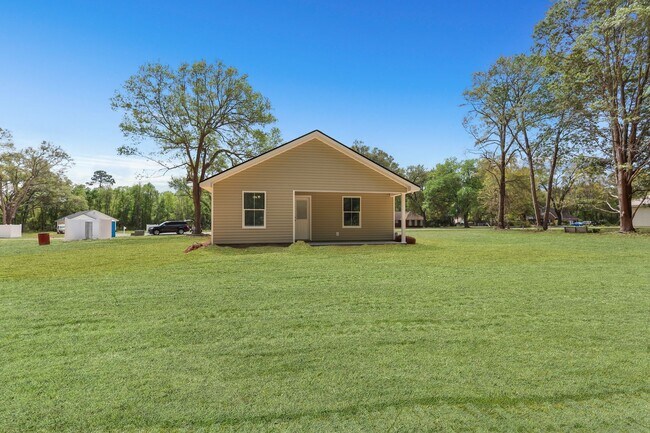 Building Photo - 3 bed 2 bath NEW CONSTRUCTION for RENT!