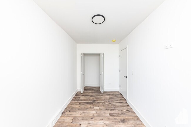 Foto del edificio - 934 W Carmen Ave