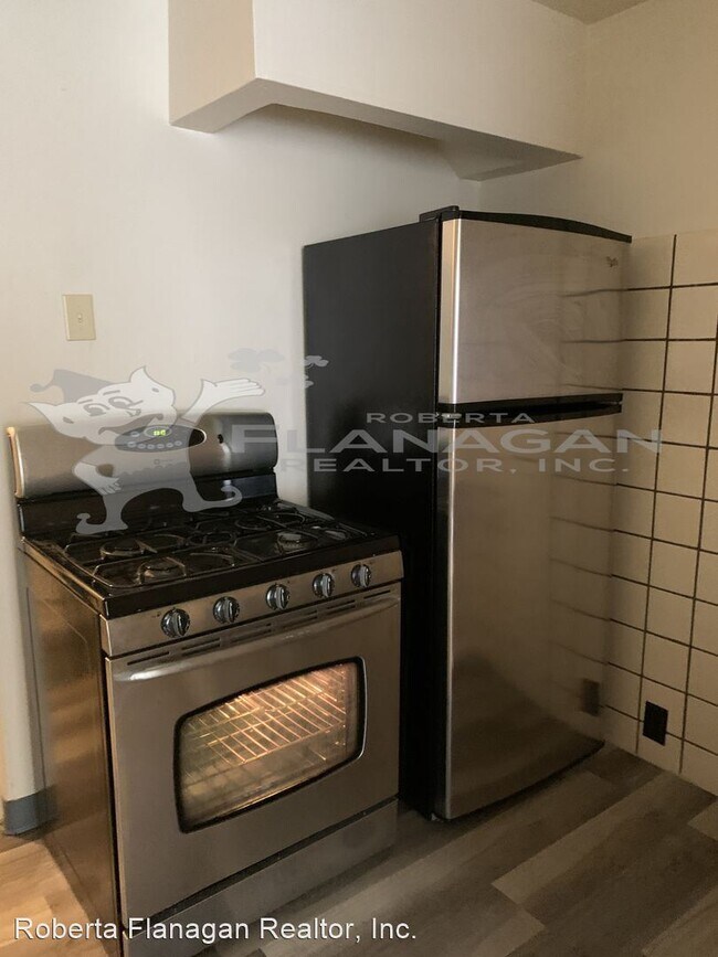 Foto del edificio - 2 br, 1 bath House - 1841 H Street
