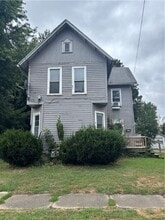 Building Photo - 311 Horner St