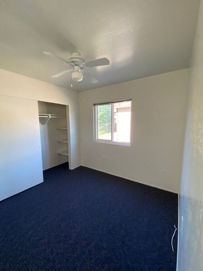 Building Photo - Sunny Acres