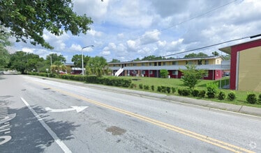 Building Photo - 3007 C.R. Smith St