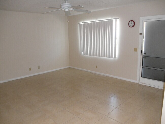 Building Photo - Harbour Hall