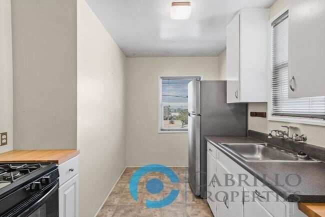 Foto del edificio - 4334 Cleveland Ave