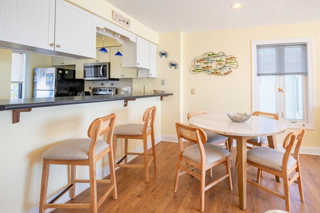 Photo - OCEANFRONT OFF-SEASON MONTH RENTAL READY FOR YOUR FALL ESCAPE Apartment