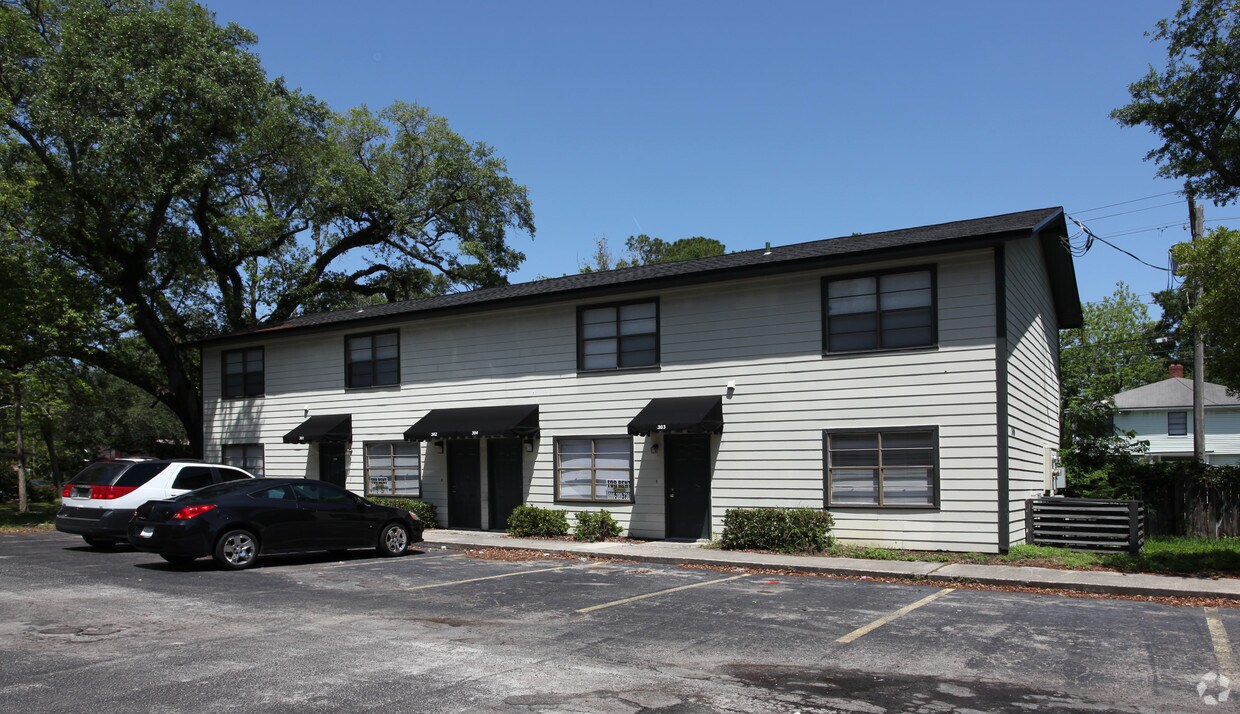 Cypress Post Apartments in Jacksonville, FL