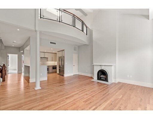 216 Commonwealth Ave, Boston, MA 02116 216 Commonwealth Ave