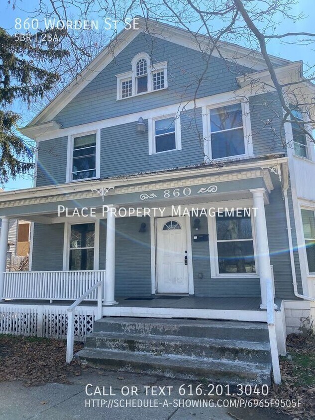 Primary Photo - 860 Worden - LARGE 5-bedroom, 2-bath house!