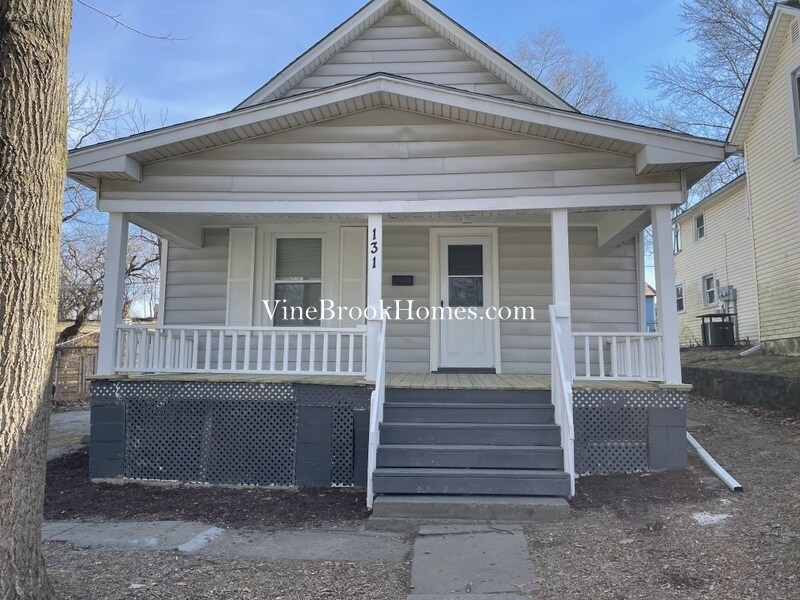 Primary Photo - 131 S Willis Ave