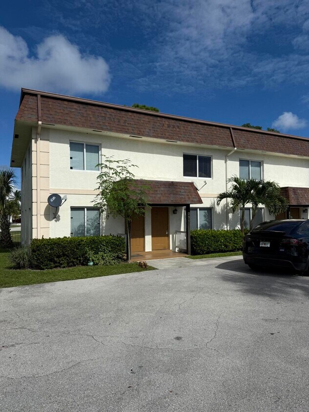Foto principal - 231 10th St