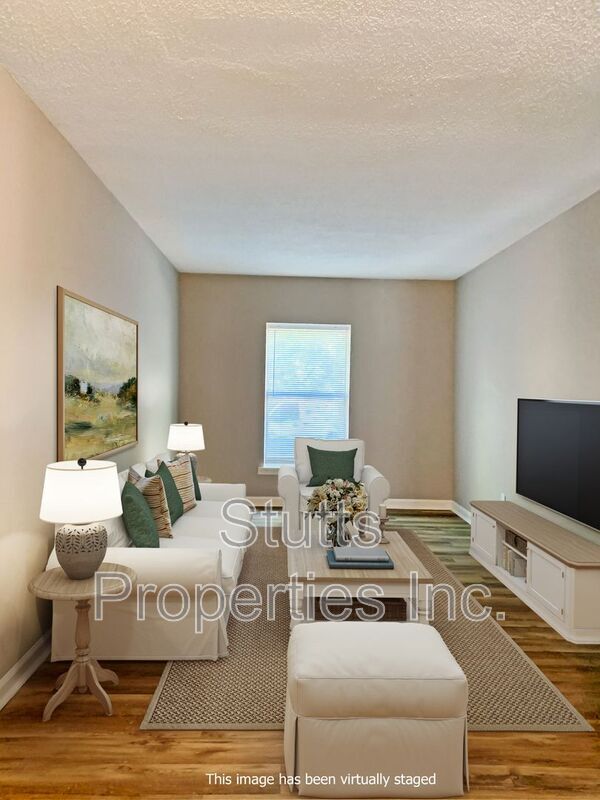 108 Watts Bar St Unit 18, Sheffield, AL 35660 Condo for Rent in