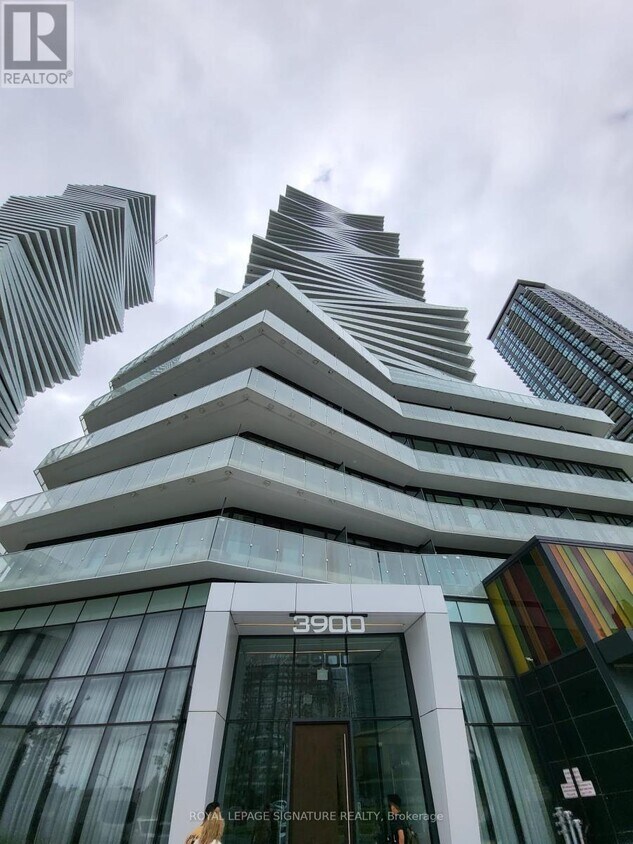 Photo principale - 3900-3900 Confederation Pkwy