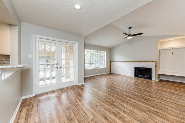 Building Photo - 14600 Fonmeadow Dr