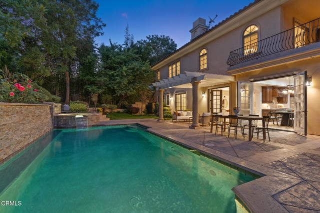 Building Photo - 1571 N Bundy Dr