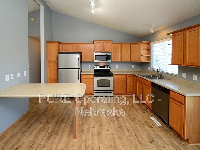 Foto del edificio - 6110 S 188th St