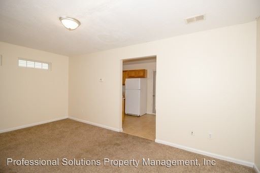 Building Photo - 1410-1410 Westwood Dr