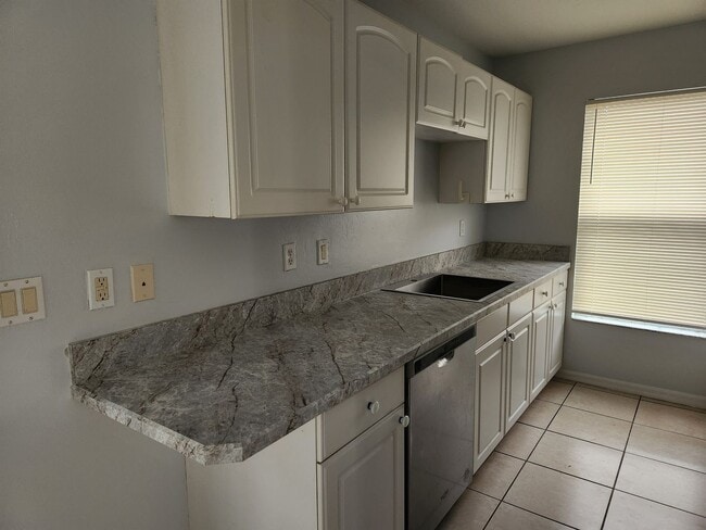 Foto del edificio - 4713-4715 1st St SW