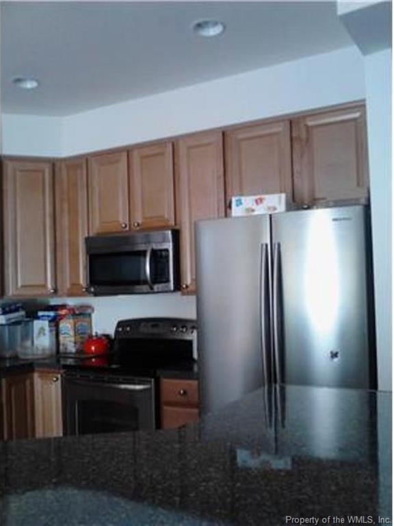 Foto del edificio - 102 Alanna Ct