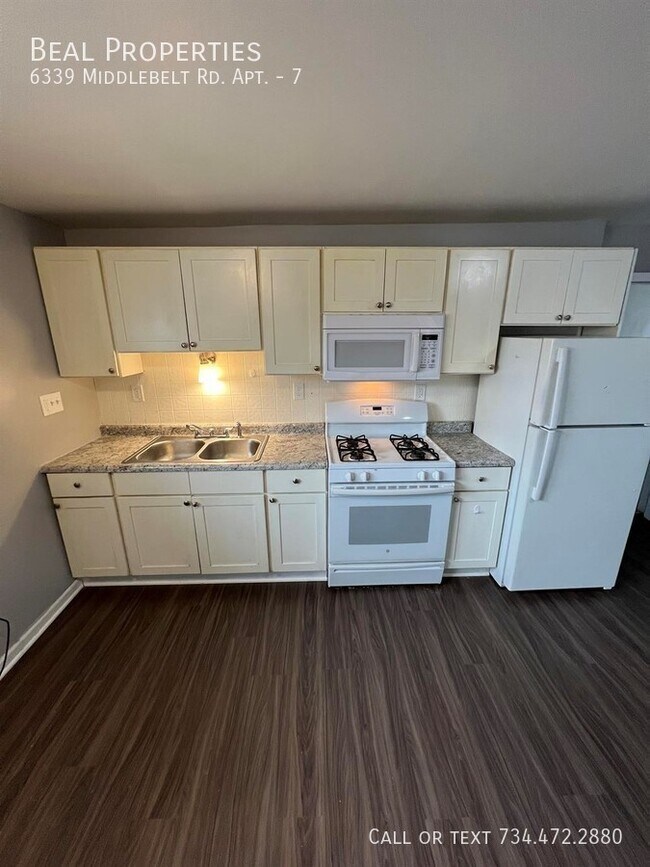 Foto del edificio - 6339 Middlebelt Rd