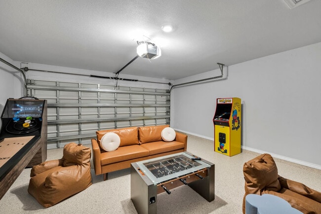 Building Photo - 2785 Eltonne Gardens Dr