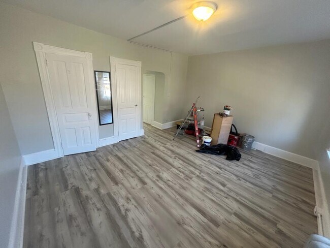 Building Photo - 1244 Perkiomen Ave