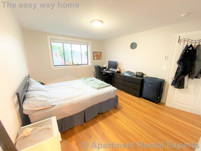 Foto del edificio - 134 Summer St