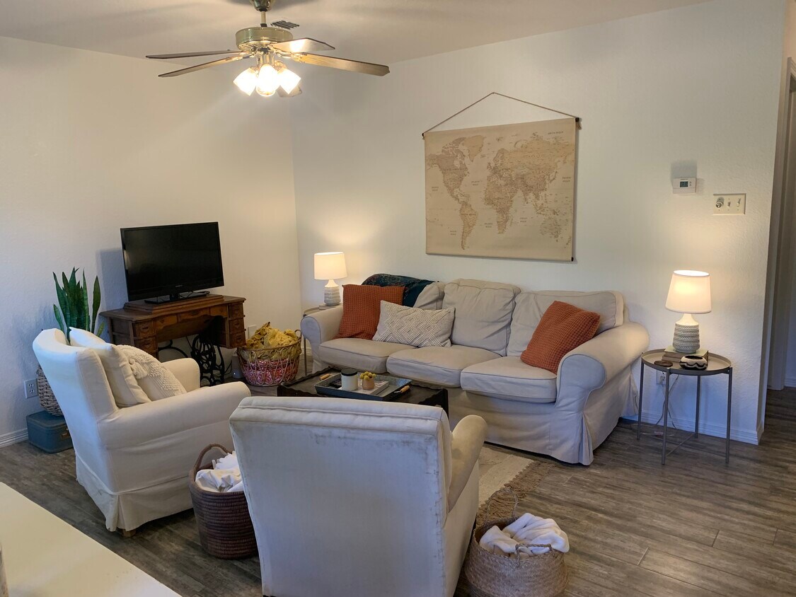 Foto principal - 810 Marie St